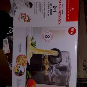 Automatic pasta and beyond two in one pasta maker and slow juicer